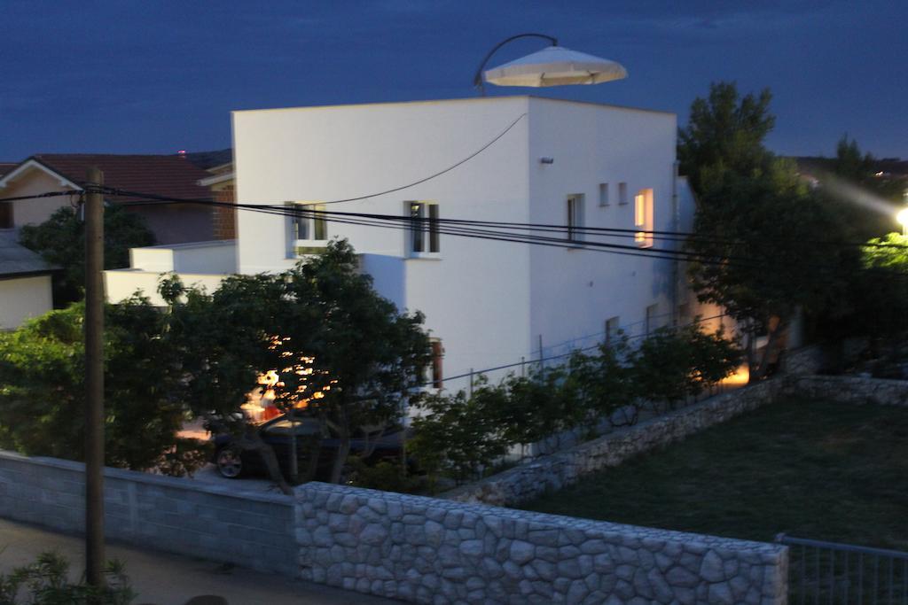 Apartments Ante Вир Екстер'єр фото