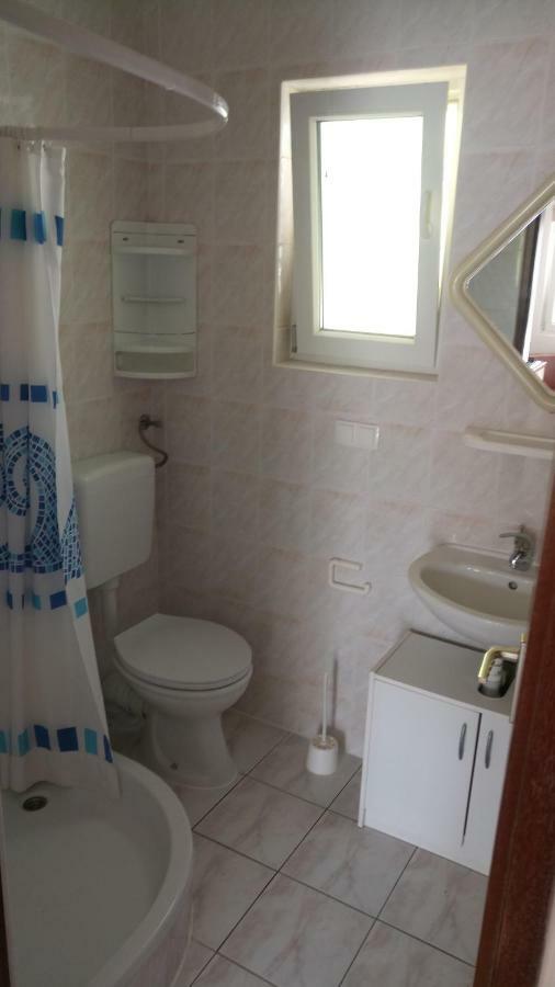 Apartments Ante Вир Екстер'єр фото