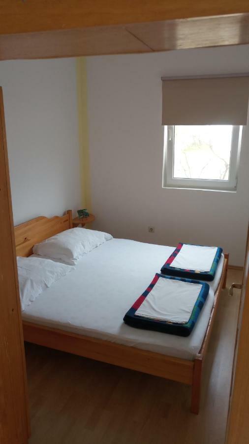 Apartments Ante Вир Екстер'єр фото